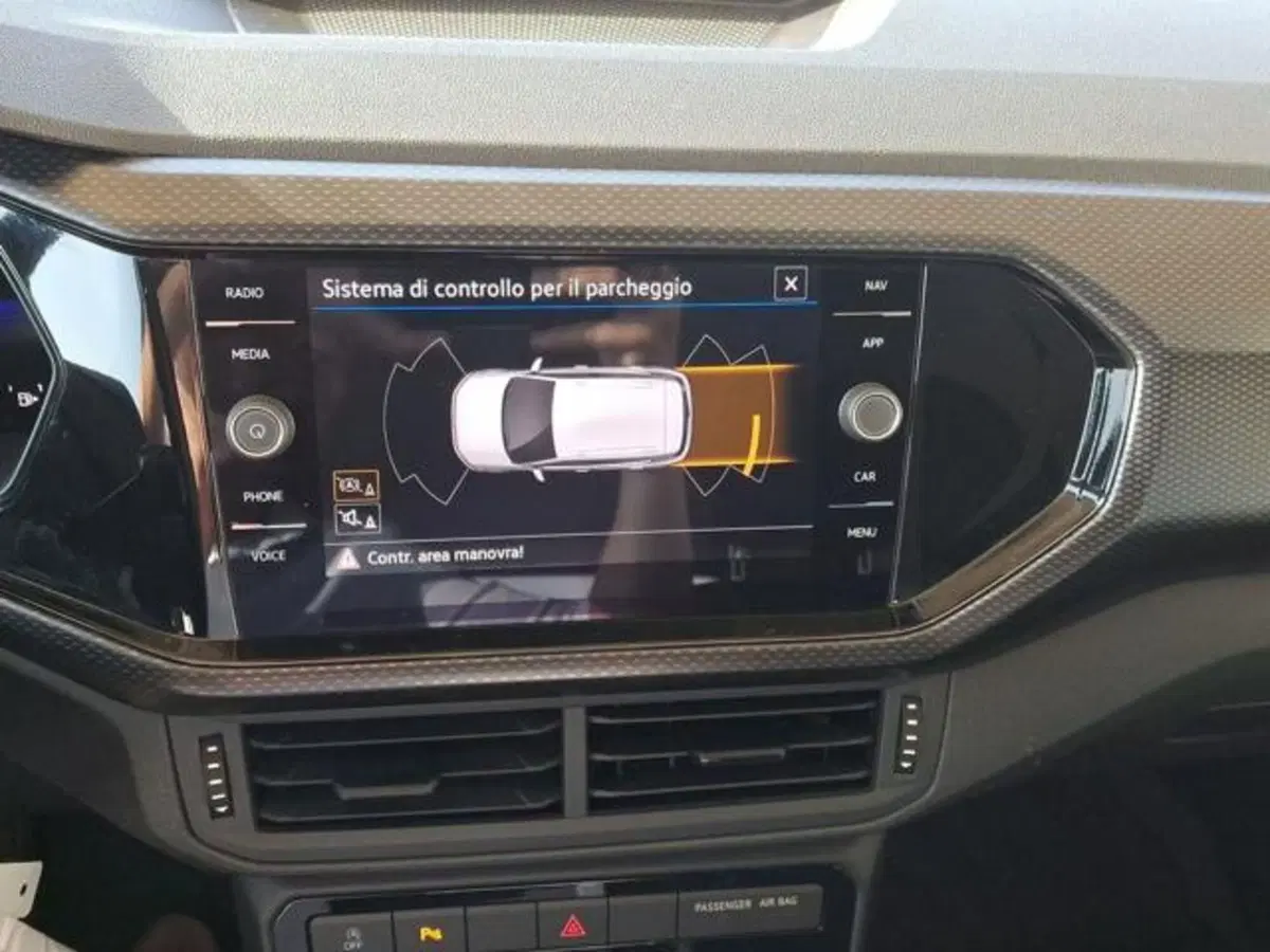 Volkswagen T-Cross usata a Roma (14)
