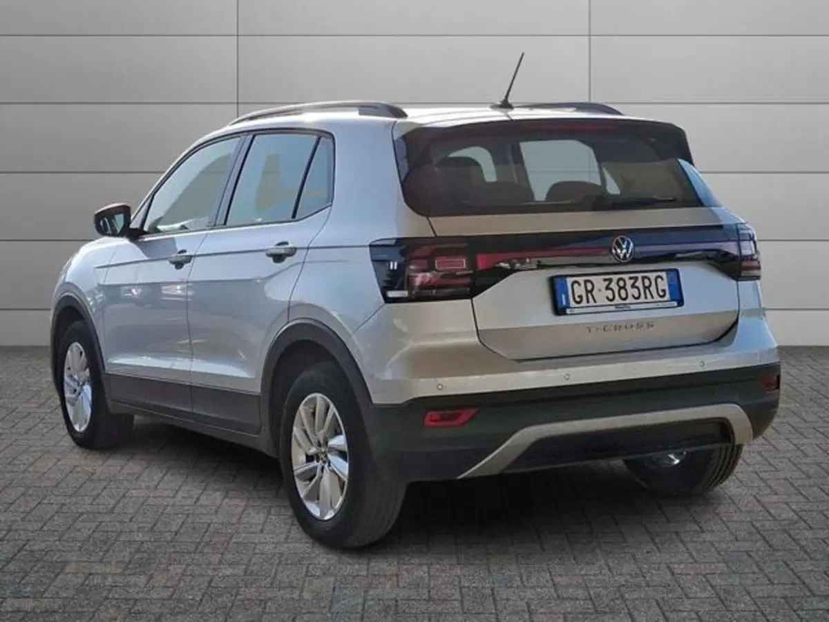 Volkswagen T-Cross usata a Roma (4)