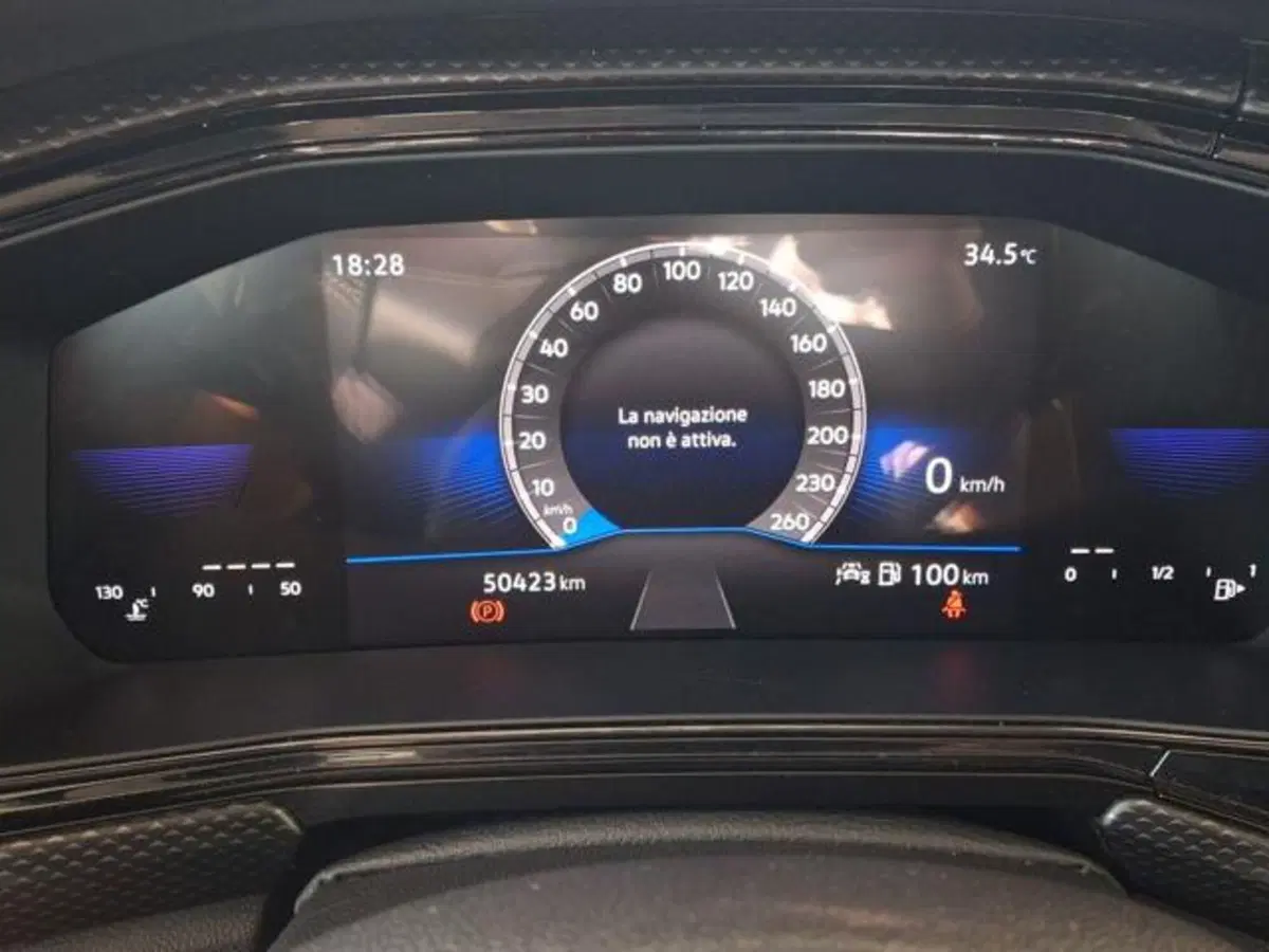 Volkswagen T-Cross usata a Roma (8)