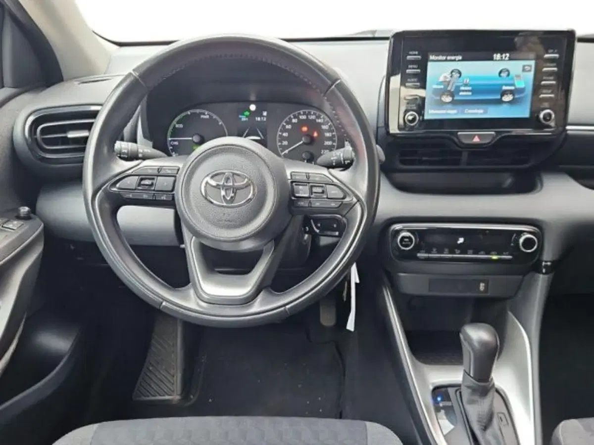 Toyota Yaris Cross usata a Roma (8)