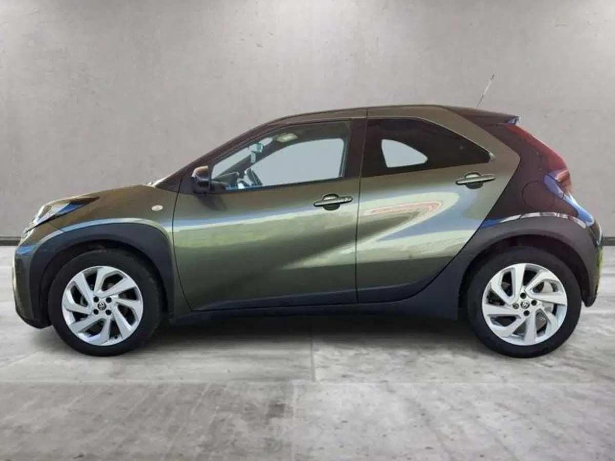 Toyota Aygo X usata a Roma (2)
