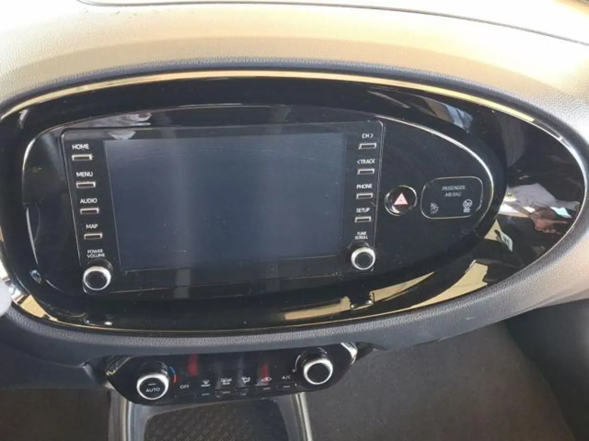 Toyota Aygo X usata a Roma (9)