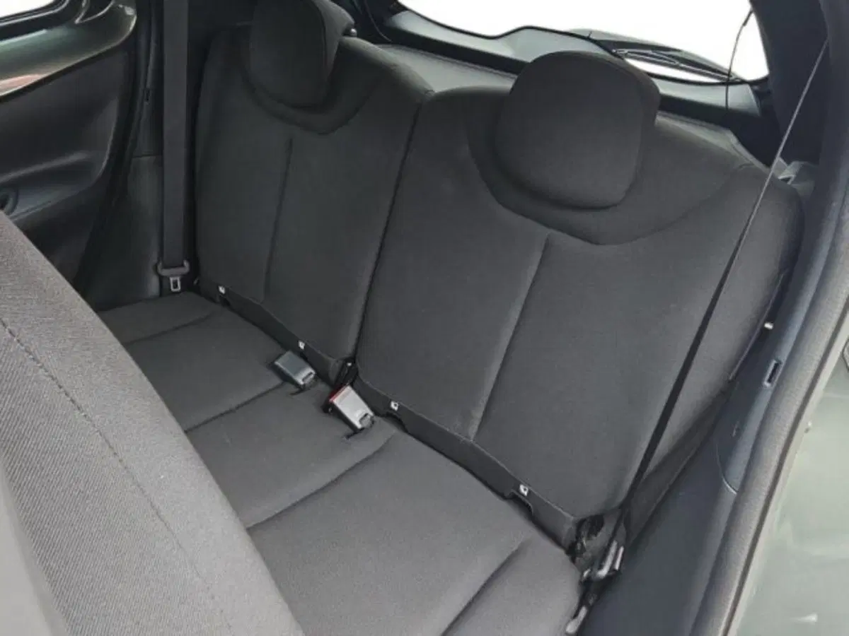 Toyota Aygo X usata a Roma (10)
