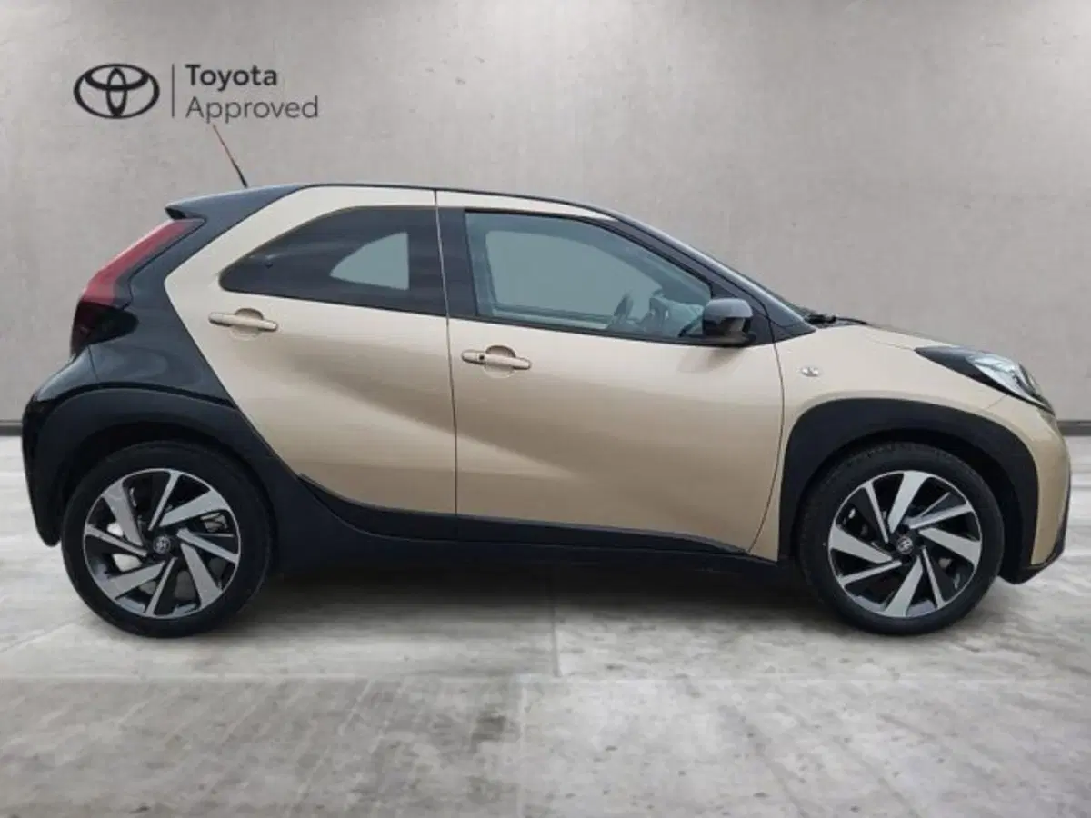 Toyota Aygo X usata a Roma (4)