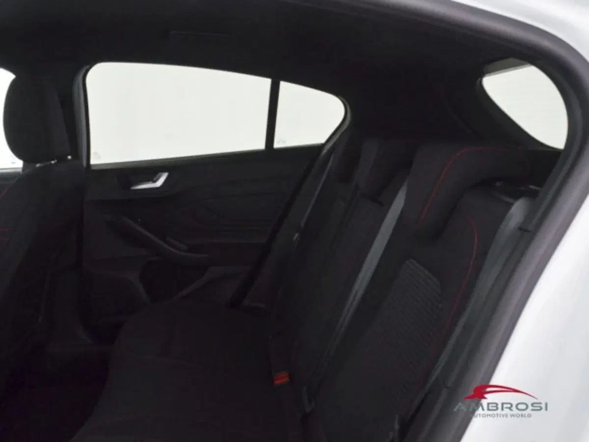 Ford Focus usata a Perugia (10)