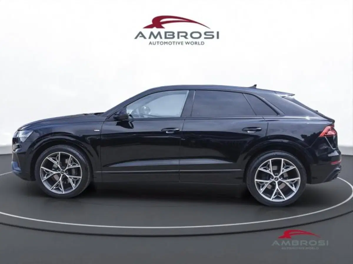 Audi Q8 usata a Perugia (6)
