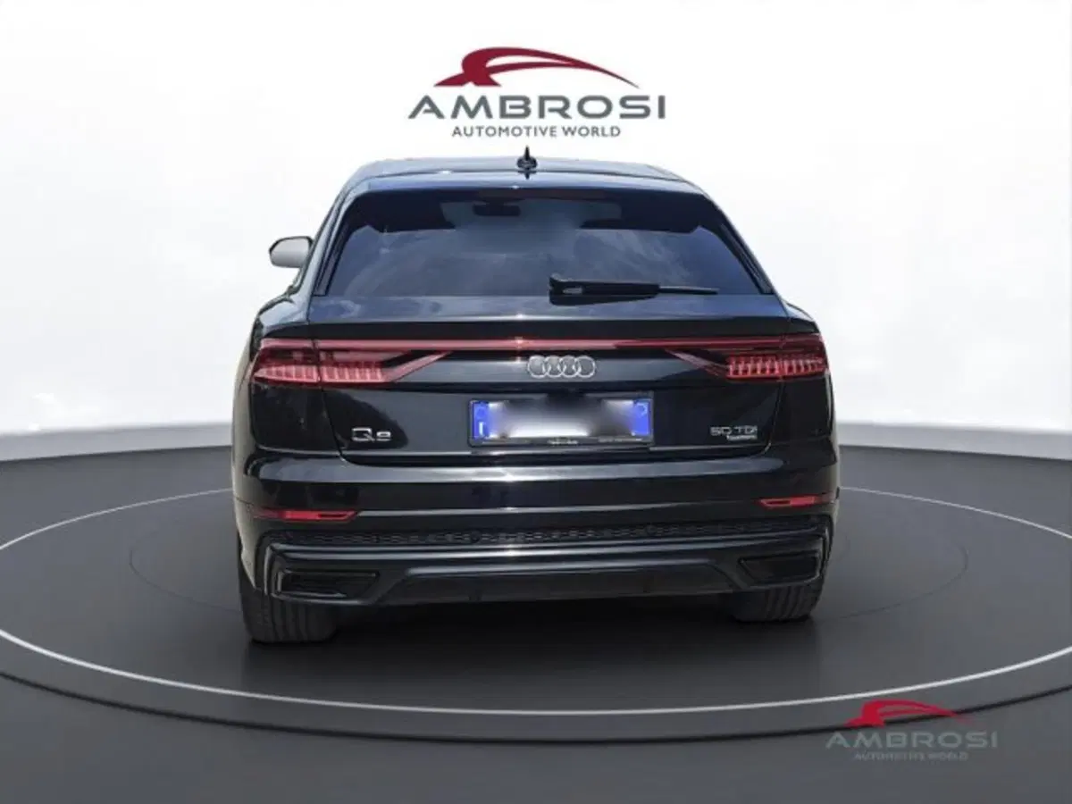 Audi Q8 usata a Perugia (8)