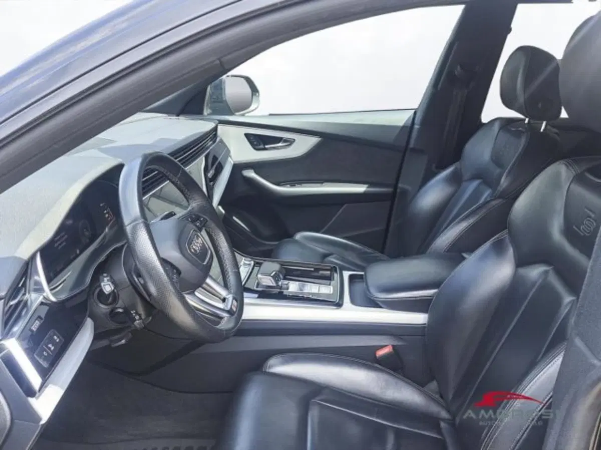 Audi Q8 usata a Perugia (9)