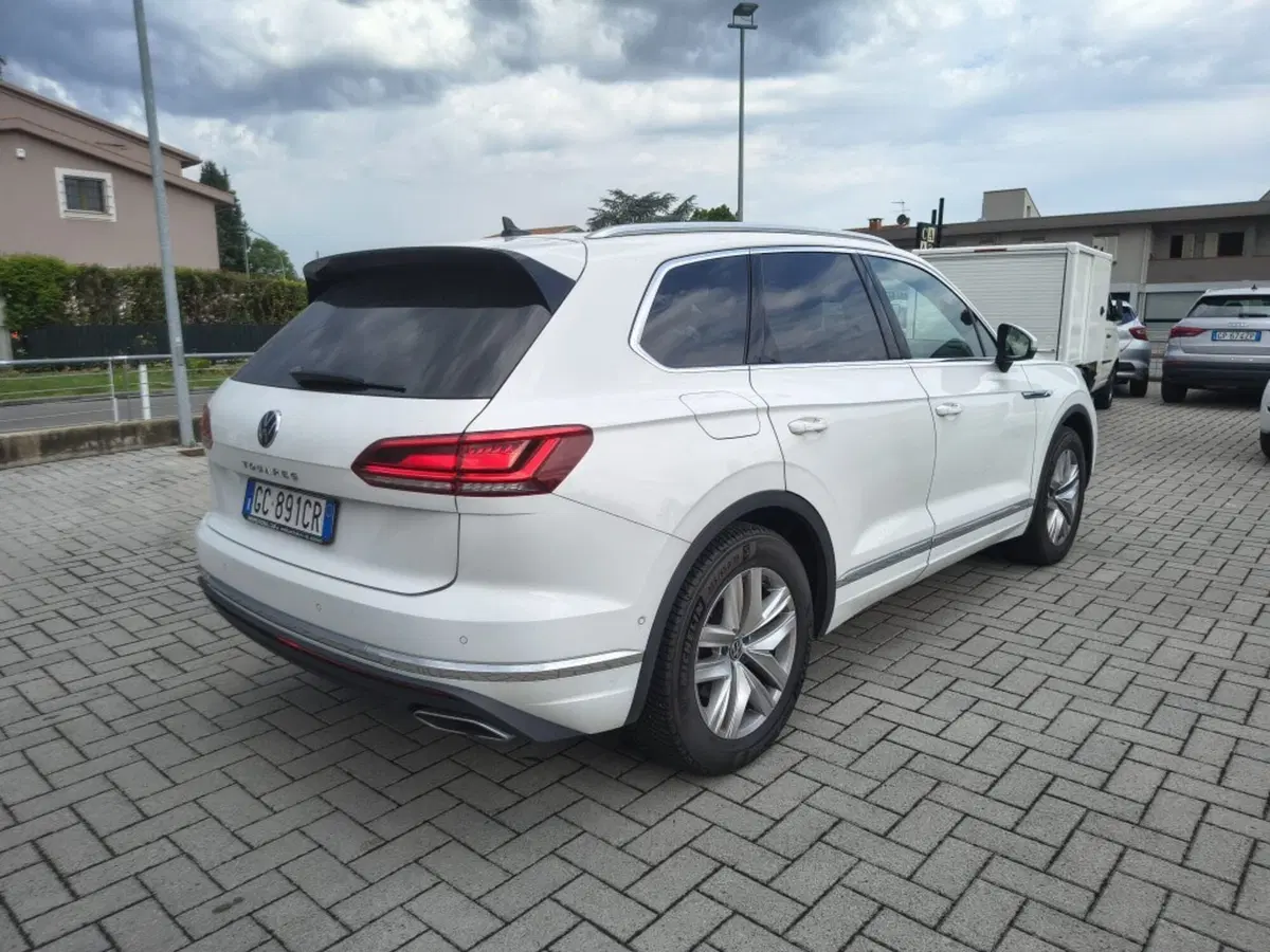 Volkswagen Touareg usata a Firenze (5)