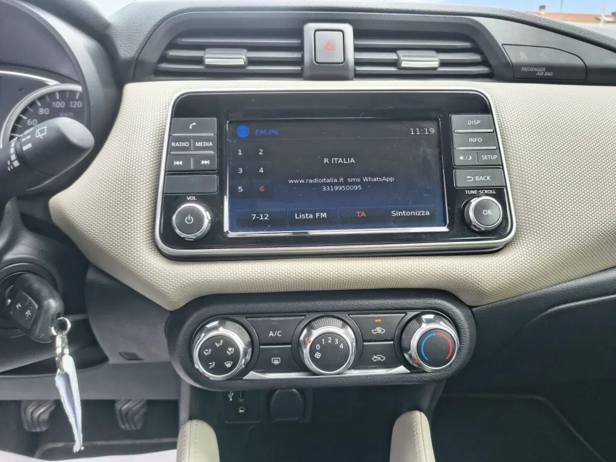 Nissan Micra usata a Firenze (13)