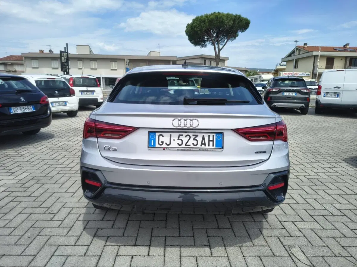 Audi Q3 Sportback usata a Firenze (5)