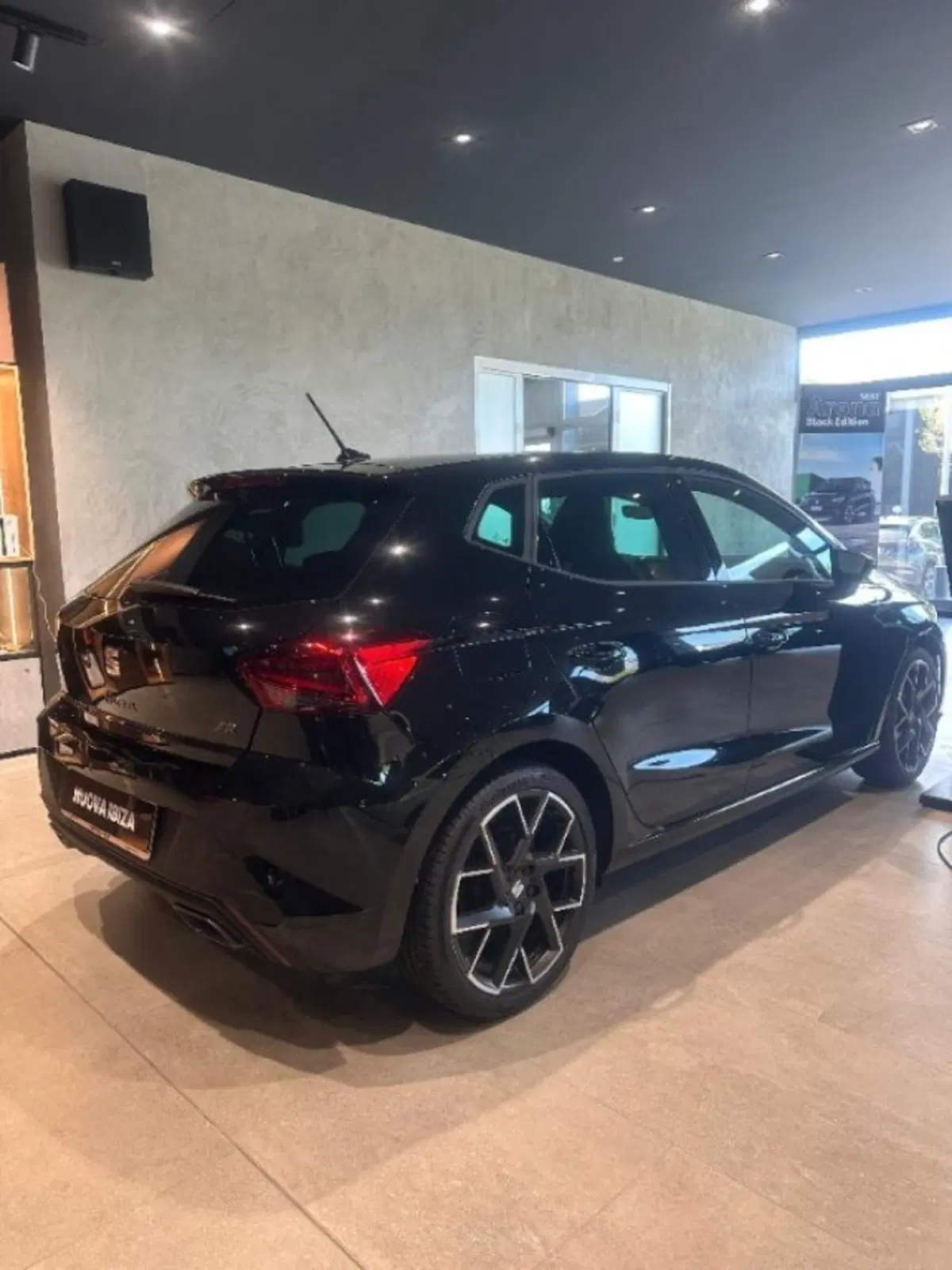 SEAT Ibiza nuova a Bologna (5)