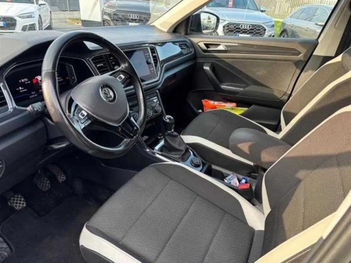 Volkswagen T-Roc usata a Bologna (5)