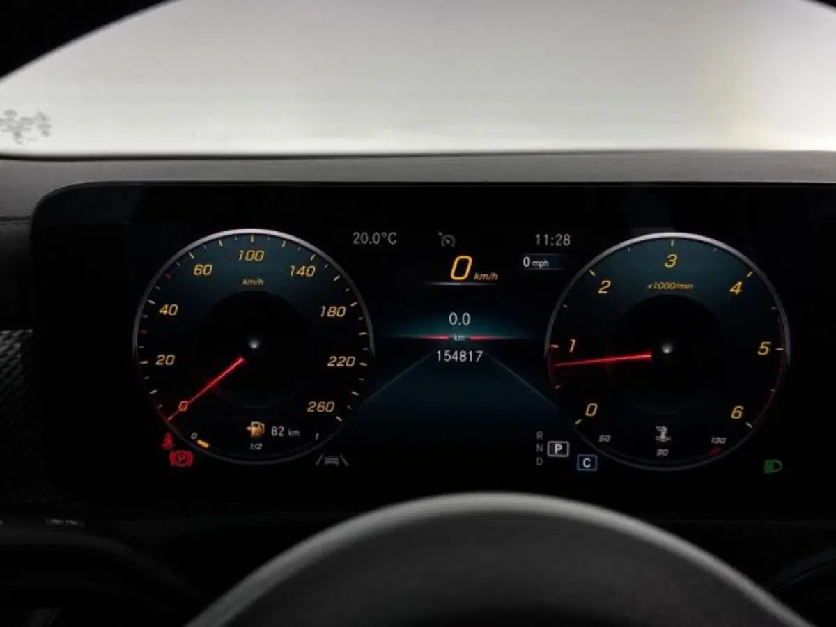 Mercedes-Benz CLA Shooting Brake usata a Bologna (11)