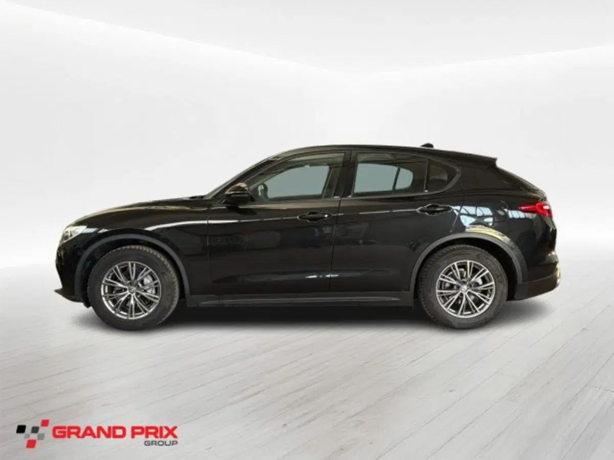 Alfa Romeo Stelvio usata a Bologna (4)