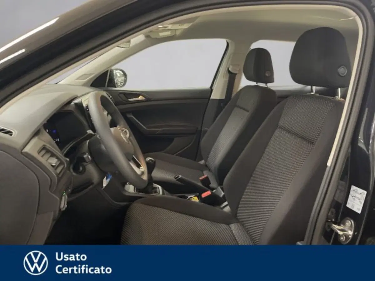 Volkswagen T-Cross usata a Vicenza (11)