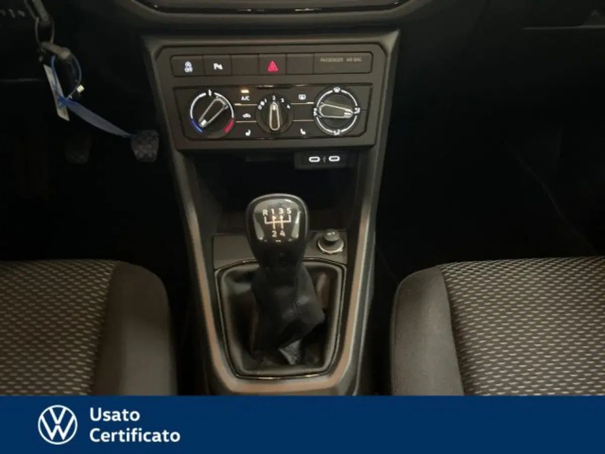 Volkswagen T-Cross usata a Vicenza (14)