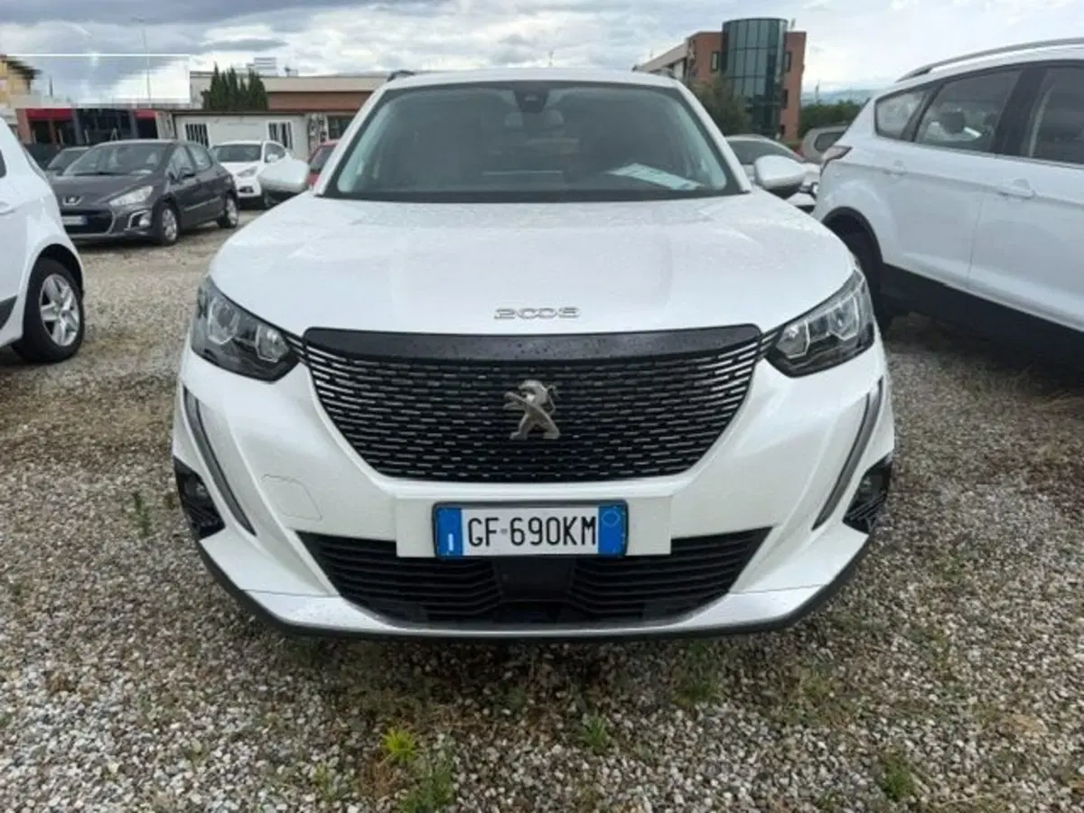 Peugeot 2008 usata a Prato (4)