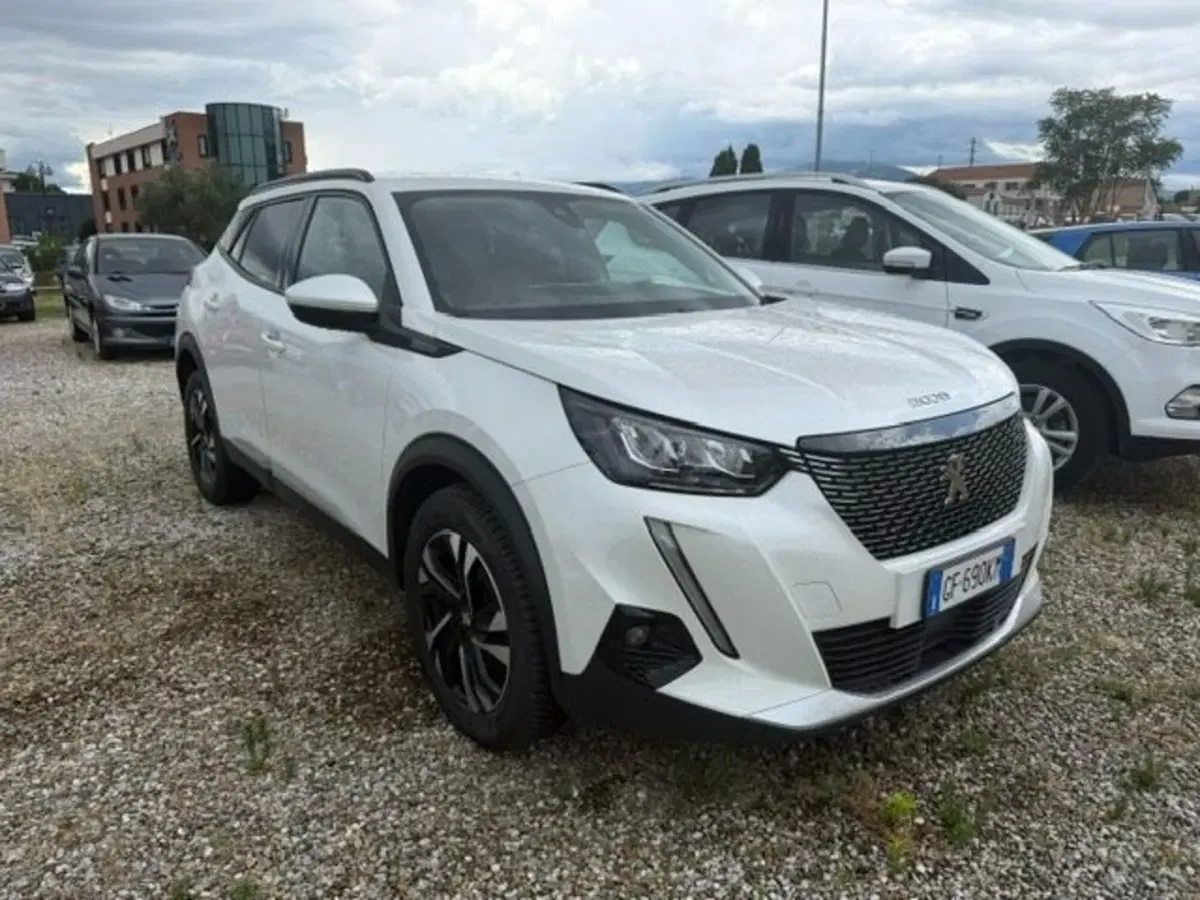 Peugeot 2008 usata a Prato (5)