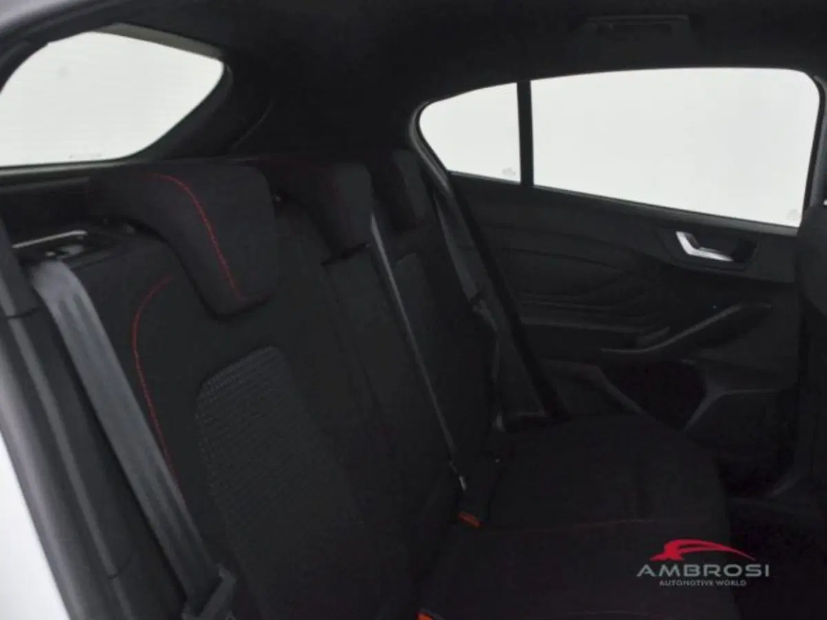 Ford Focus usata a Perugia (11)