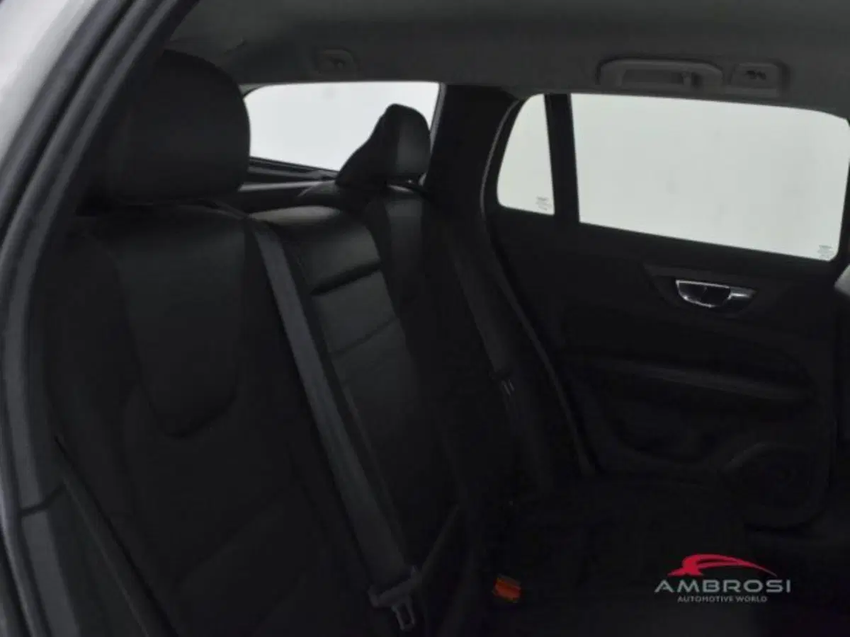 Volvo V60 usata a Perugia (11)