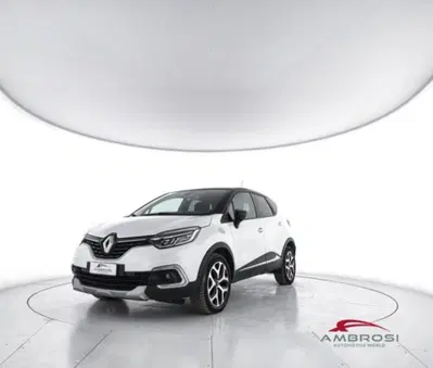 Renault Captur dCi 8V 110 CV Start&amp;Stop Energy Intens del 2017 usata a Corciano