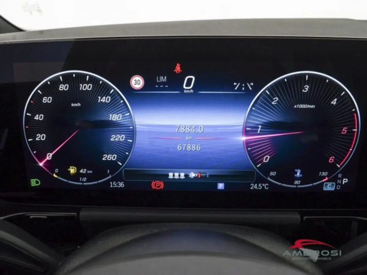 Mercedes-Benz GLA SUV usata a Perugia (13)