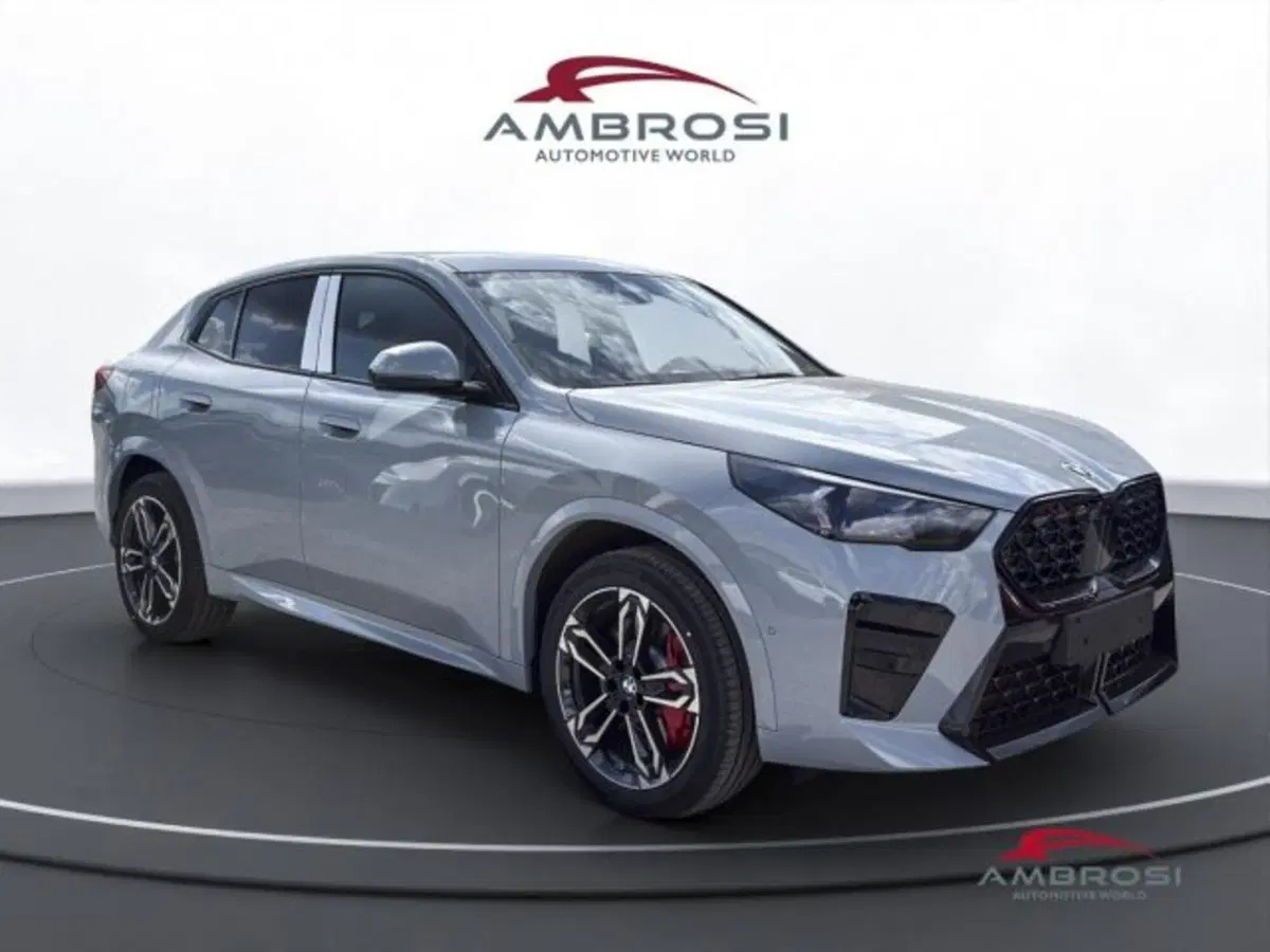 BMW X2 nuova a Perugia (2)