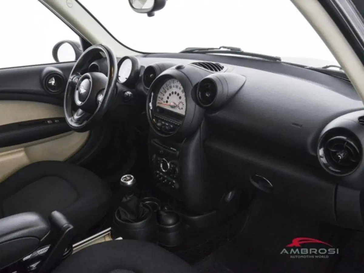 MINI Mini Countryman usata a Perugia (12)