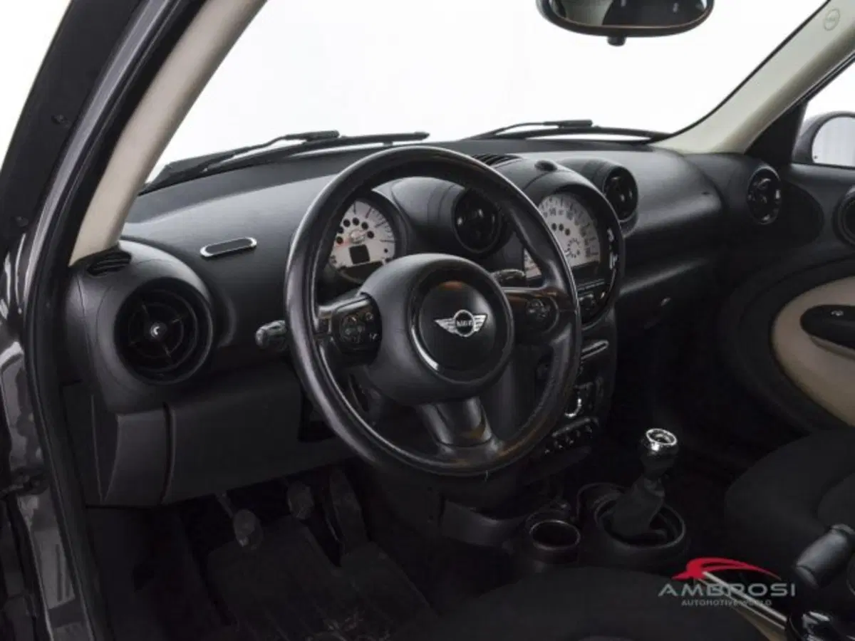 MINI Mini Countryman usata a Perugia (8)