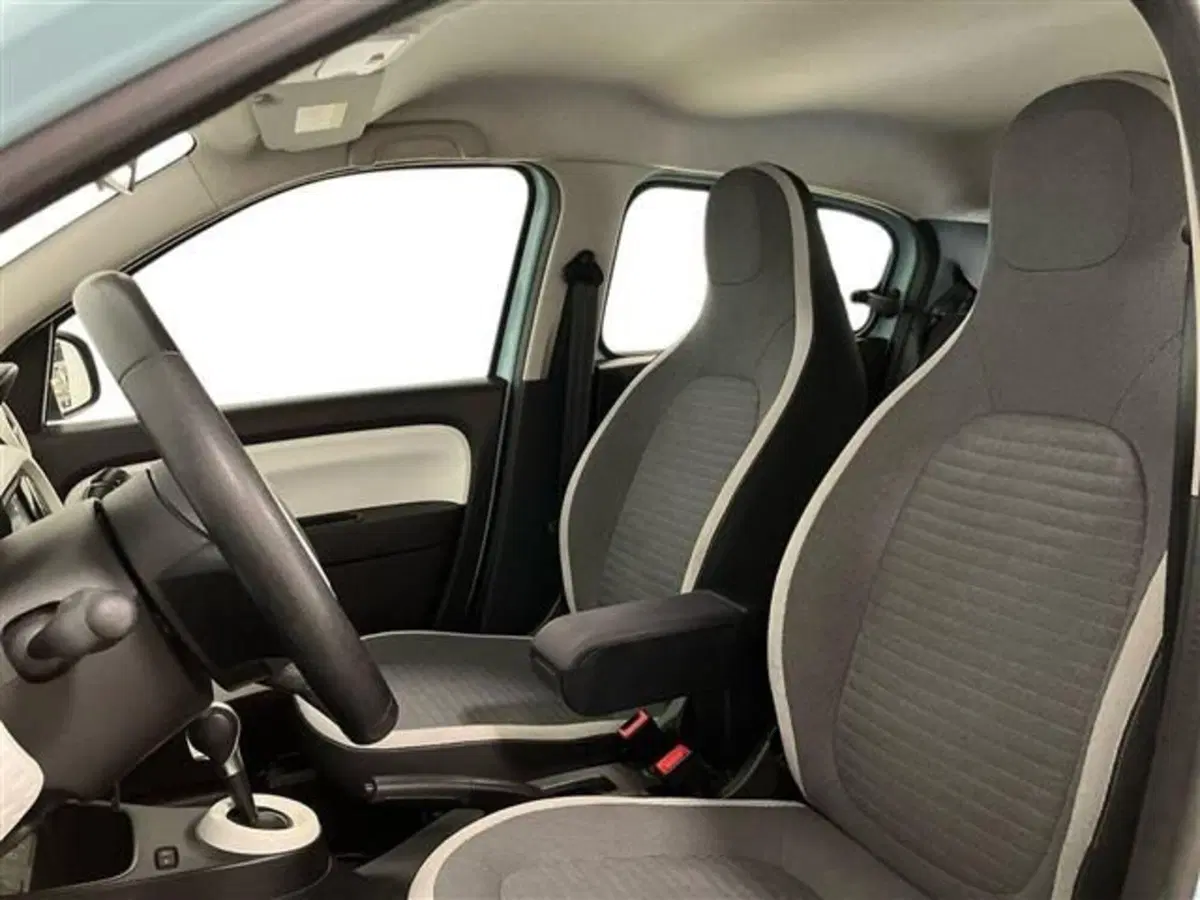 Renault Twingo usata a Como (10)