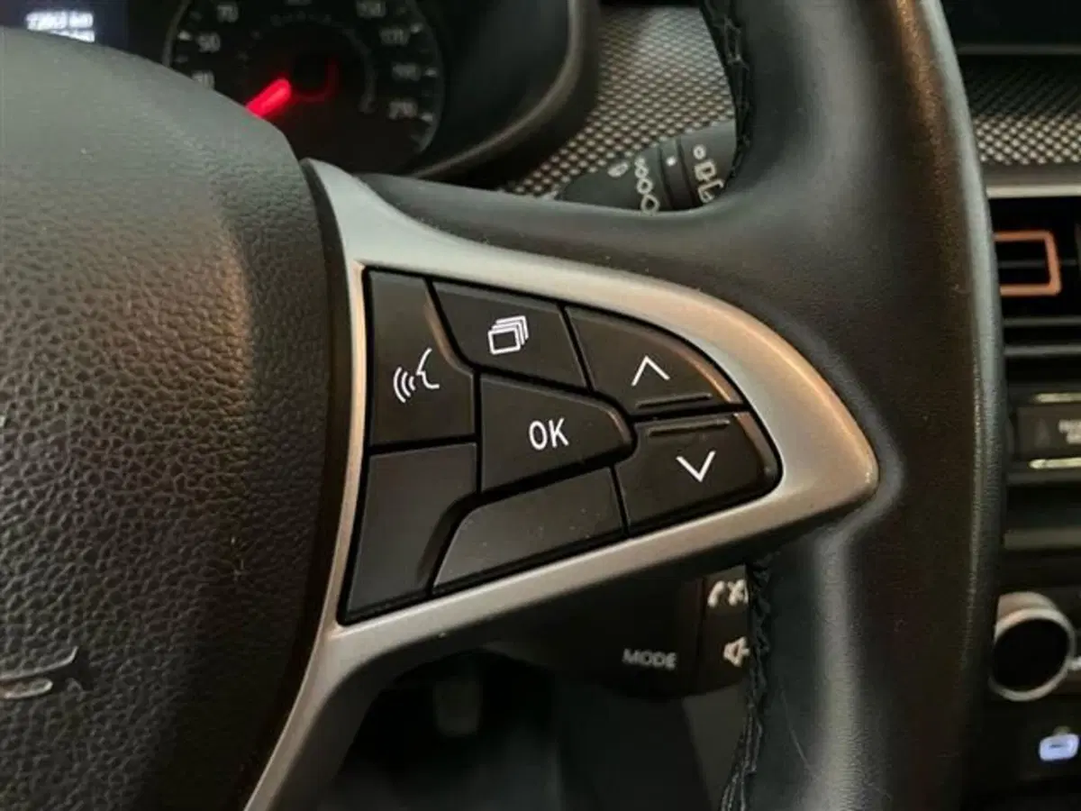 Dacia Sandero usata a Como (18)