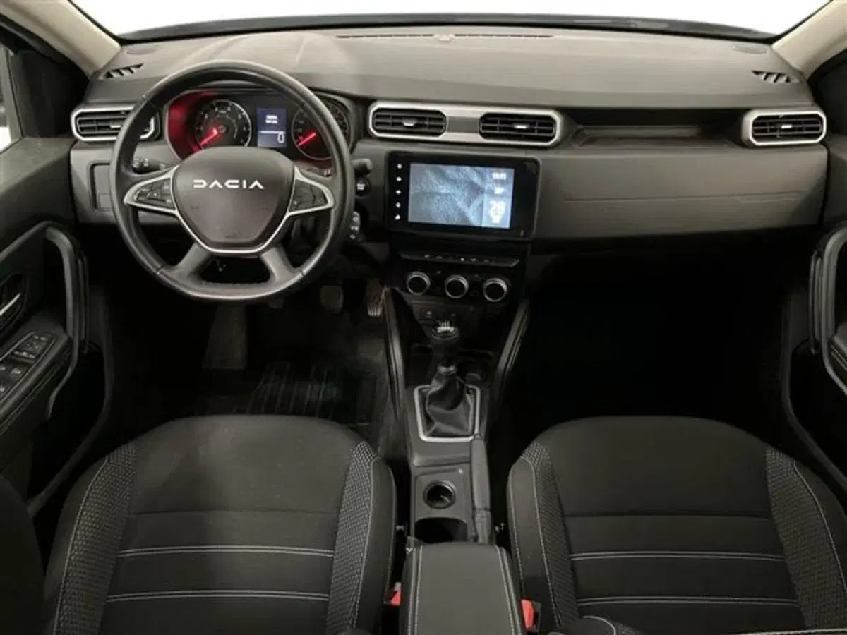 Dacia Duster usata a Como (10)