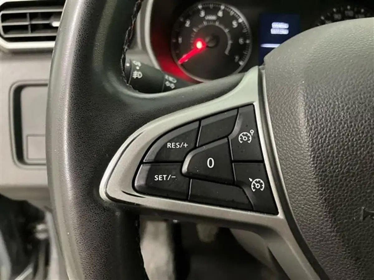 Dacia Duster usata a Como (17)