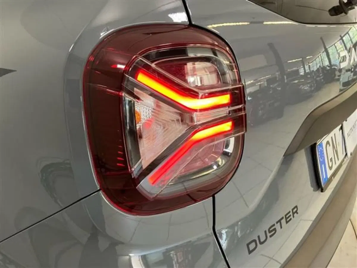Dacia Duster usata a Como (8)