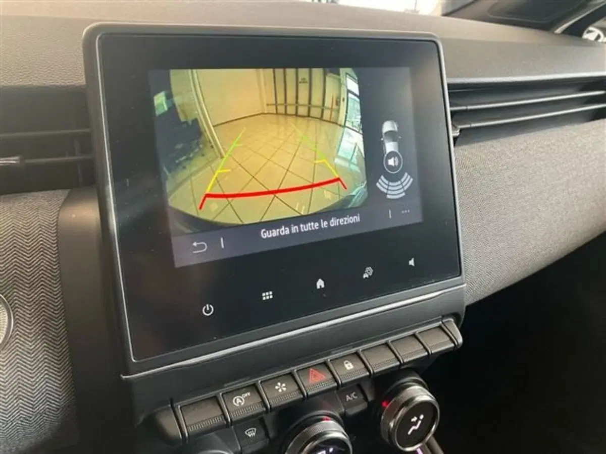 Renault Clio usata a Como (13)
