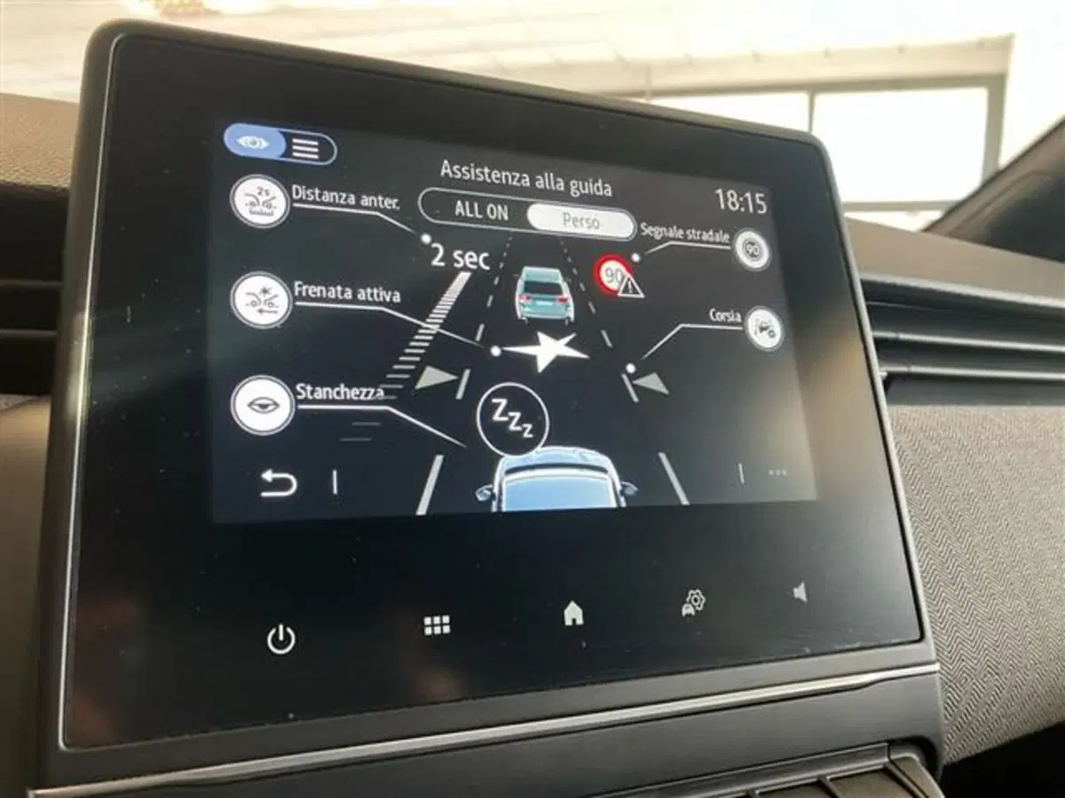 Renault Clio usata a Como (14)