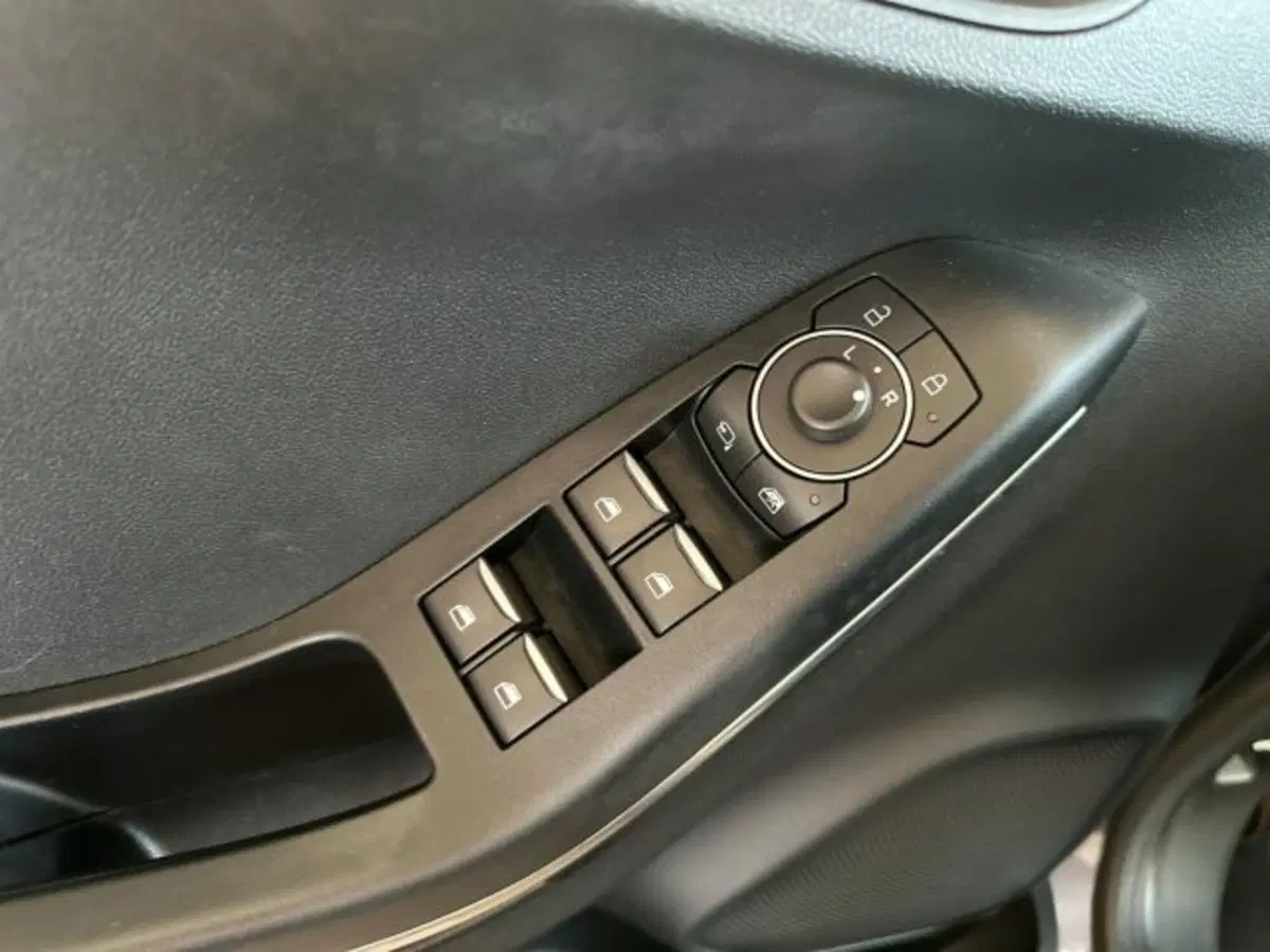 Ford Puma usata a Modena (10)