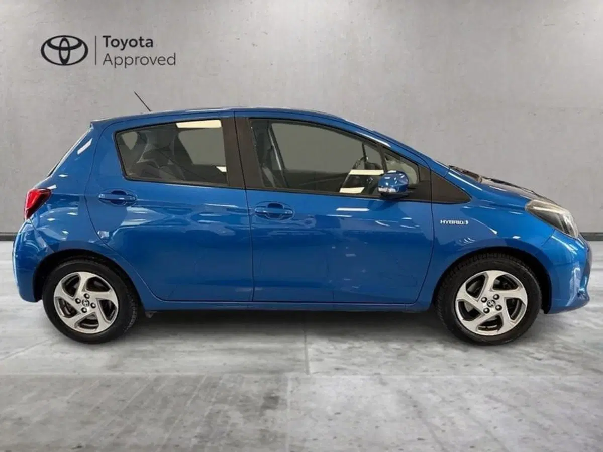 Toyota Yaris usata a Prato (5)