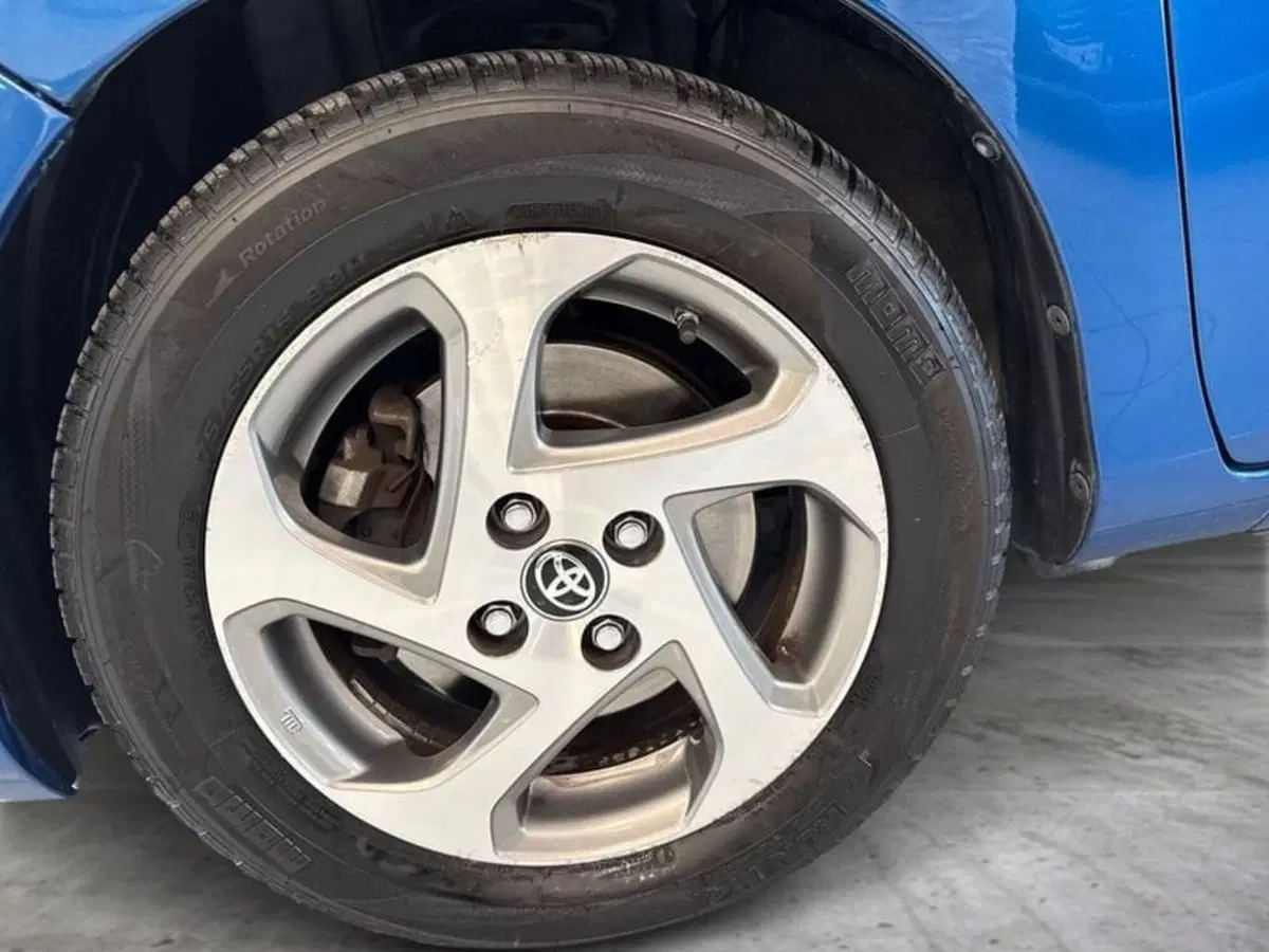 Toyota Yaris usata a Prato (8)