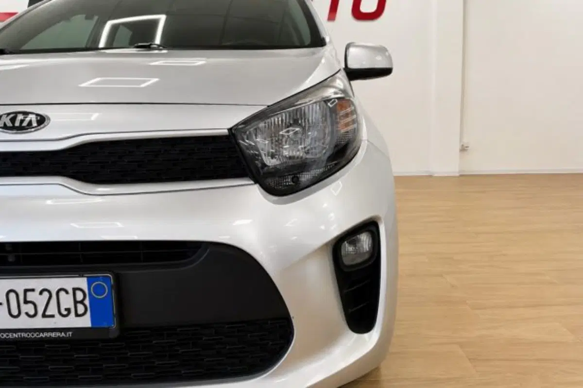 Kia Picanto usata a Latina (11)