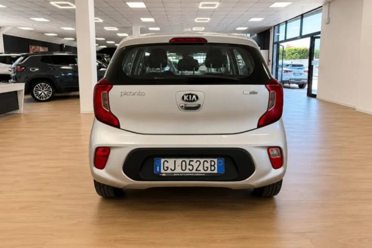Kia Picanto usata a Latina (6)