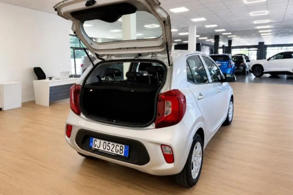 Kia Picanto usata a Latina (7)