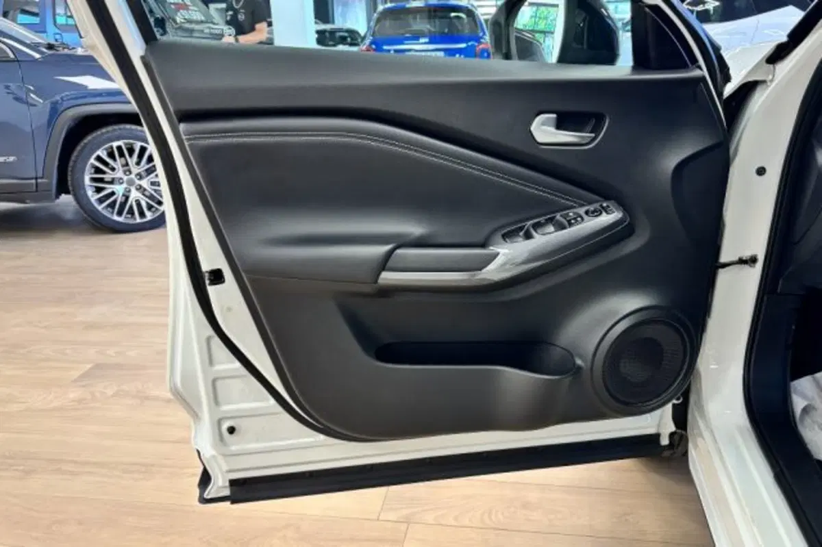 Nissan Juke usata a Latina (11)
