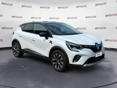 Renault Captur TCe 90 CV Techno del 2023 usata a Verona