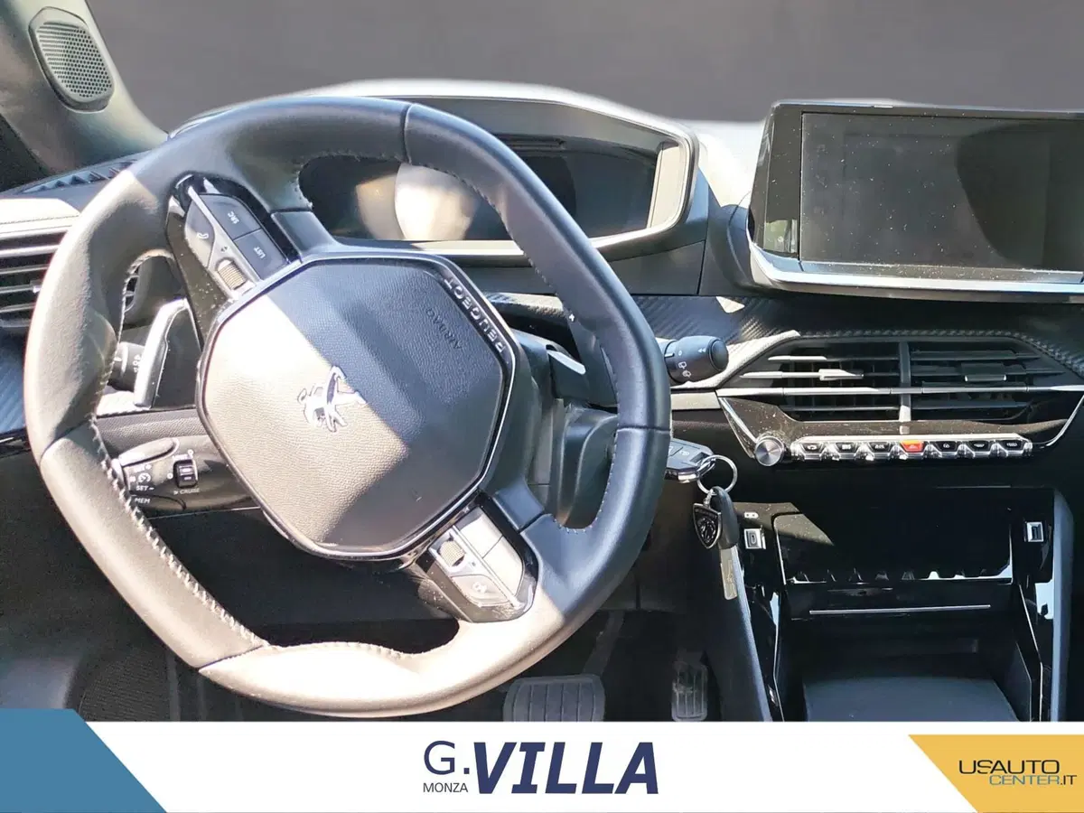 Peugeot 2008 usata a Milano (9)