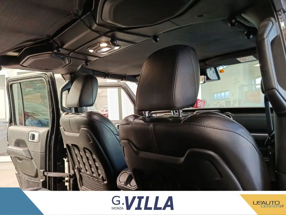 Jeep Wrangler Unlimited usata a Monza e Brianza (14)