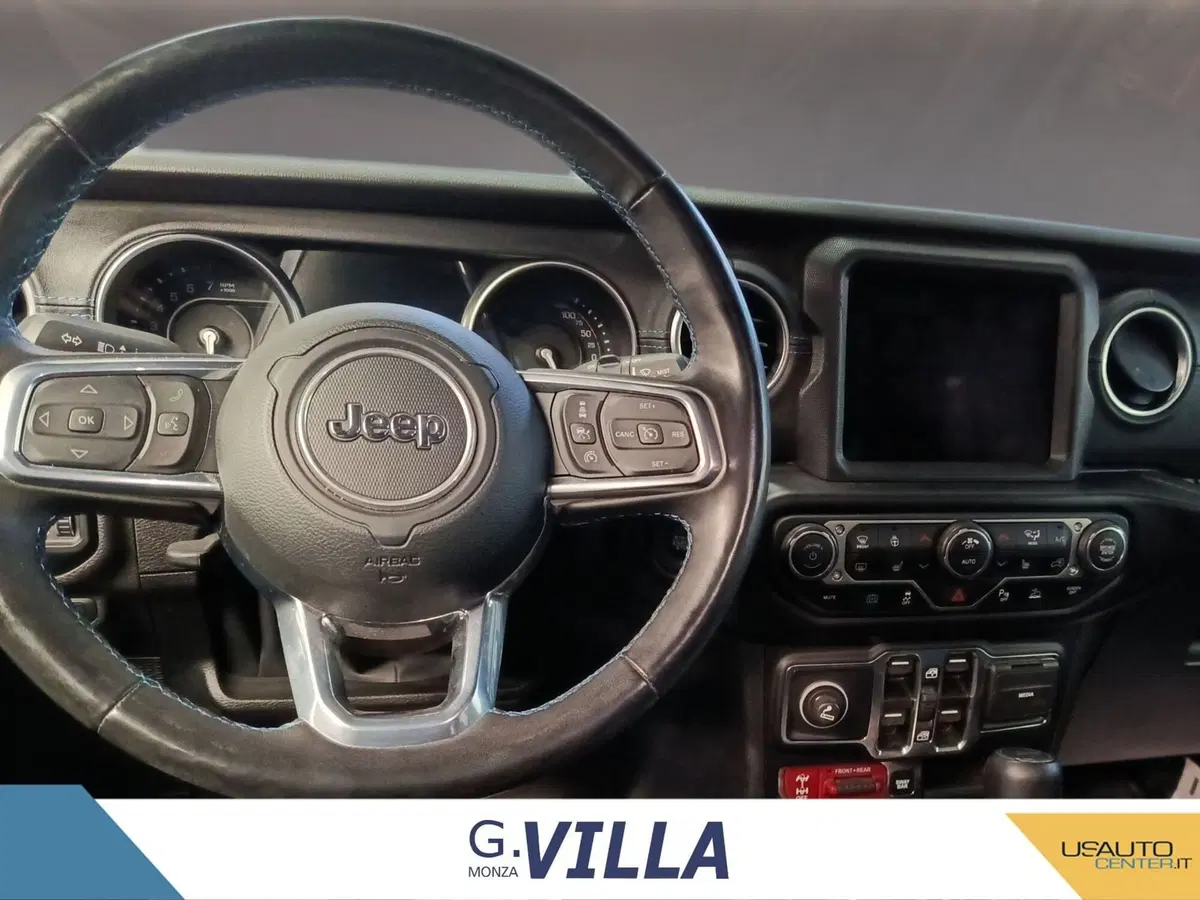 Jeep Wrangler Unlimited usata a Monza e Brianza (8)