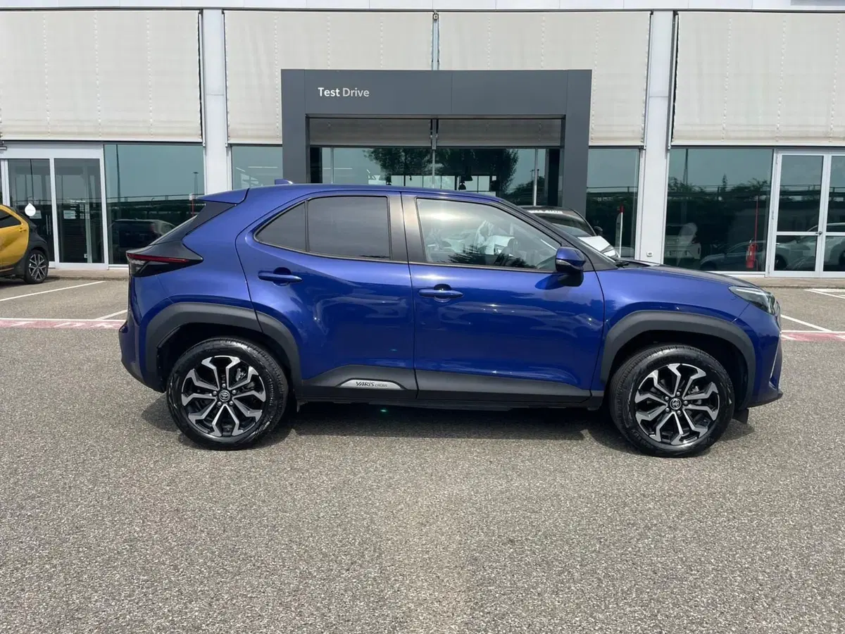 Toyota Yaris Cross usata a Piacenza (9)