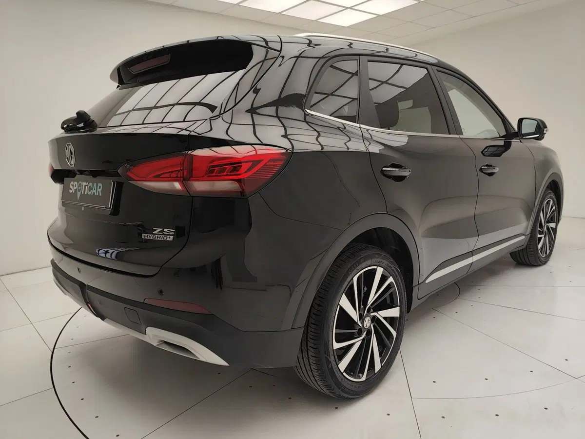 Mg ZS EV usata a Como (6)